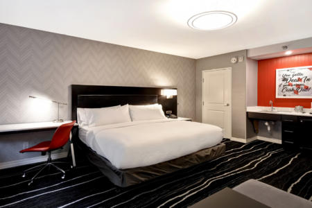 DoubleTree by Hilton | Deadwood Hotels | King Suite