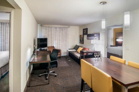 Residence Inn by Marriott | Extended Stay Hotel | Living Area